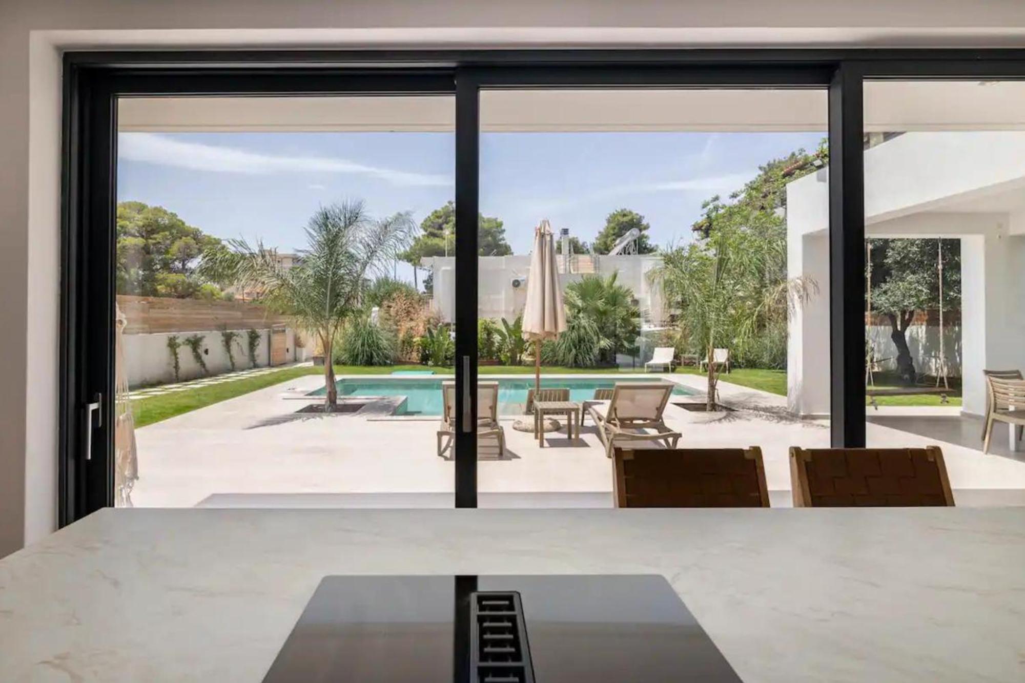 Villa Kala Loutraki - Private Pool & Sauna I Beach Exterior photo